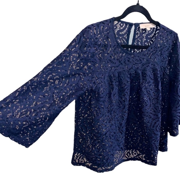 𝅺LOFT Lace Crochet Embroidered 3/4 Sleeve Dark Navy Blue Flowy Blouse Top M - Picture 2 of 6